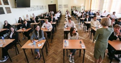 Maturę zdało 80 proc. wszystkich tegorocznych absolwentów